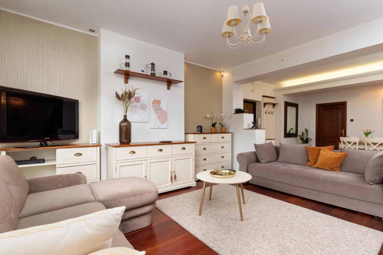 Gdynia Centrum Wyjatkowy Apartament Przy Promenadzie Z Balkonem By Noclegi Renters Exterior foto